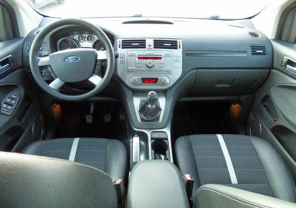 Ford Kuga cena 38900 przebieg: 216000, rok produkcji 2010 z Radłów małe 154